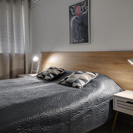 White Apartment Scandinavian Style Zaporizhia Eksteriør bilde